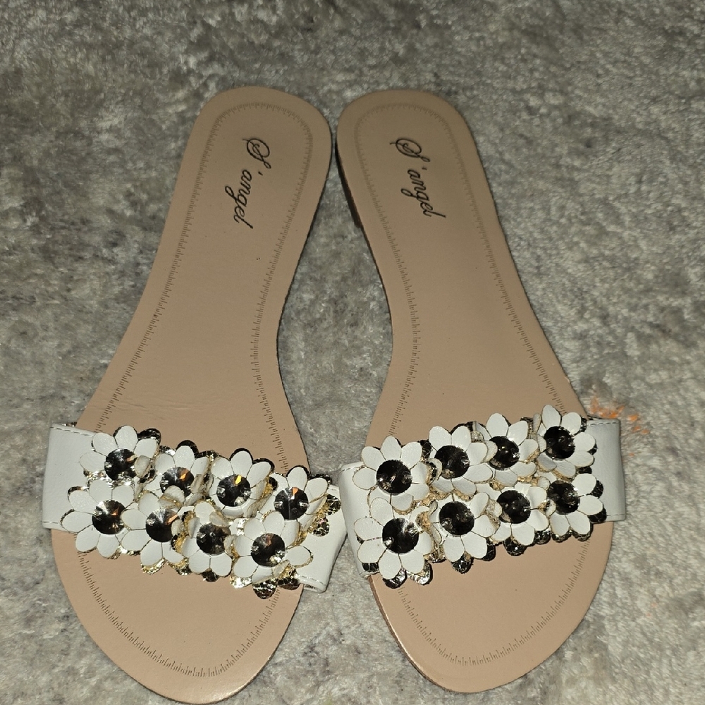 Angel Women's Cream Floral Sandals